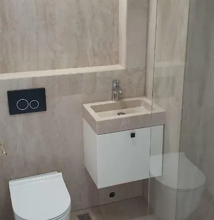 Apartman Minderluk 1 *